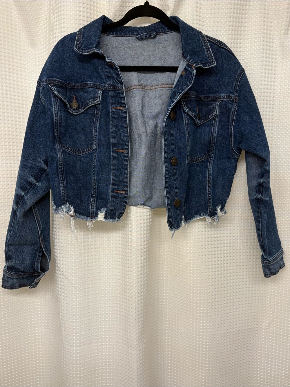 Aeropostale Cropped Distressed Denim Jacket Raw Hem S